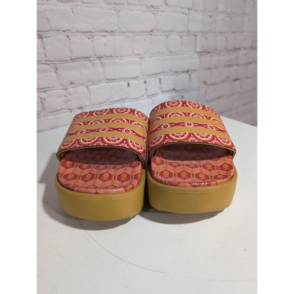 Adidas Farm Rio Adilette Platform Slides Sz 8 Victory Gold Tomato Red Pineapple - Picture 7 of 11